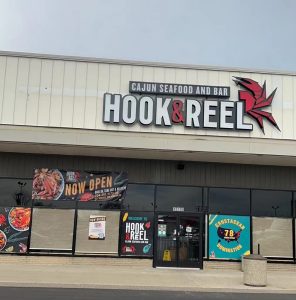 Michigan Sterling Heights Hook & Reel Cajun Seafood photo 5