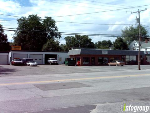 Massachusetts Haverhill Supreme Pizza & Seafood photo 3