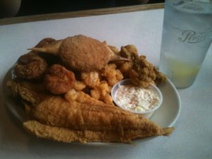 North Carolina High Point Skipper's Seafood Restaurant photo 7