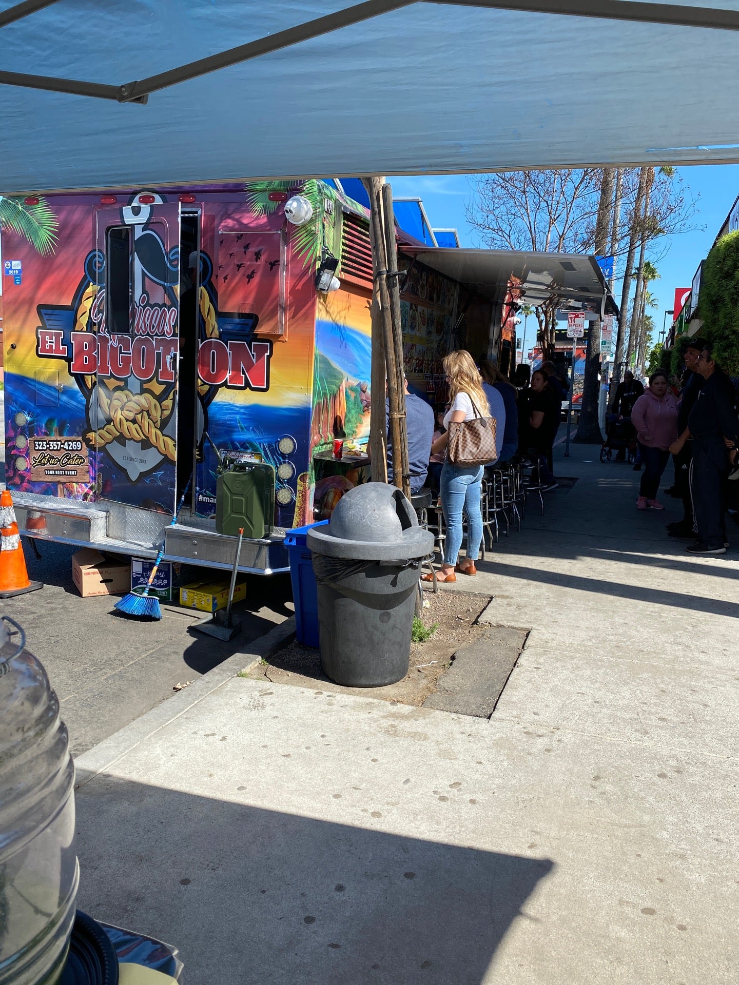 California Los Angeles Mariscos El Bigoton photo 3