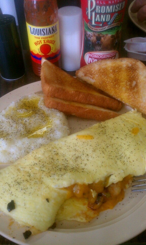 Louisiana Metairie Mano's Po-Boy photo 3