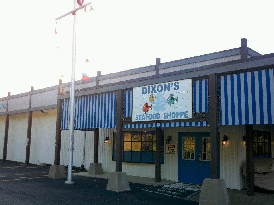 Illinois Bloomington Dixon's Seafood Shoppe photo 3