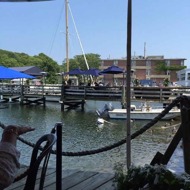 Massachusetts New Bedford Shuckers World Famous Raw Bar & Cafe photo 3