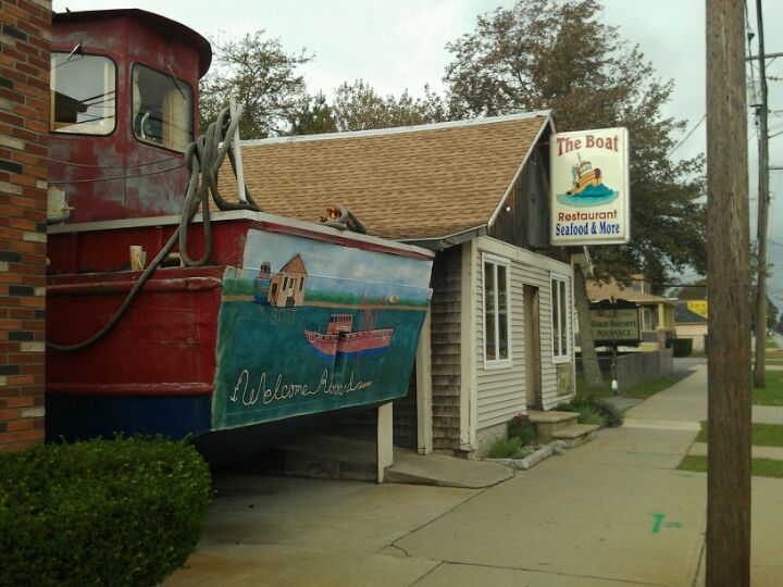 Massachusetts Taunton The Boat Restaurant Seafood & More photo 3