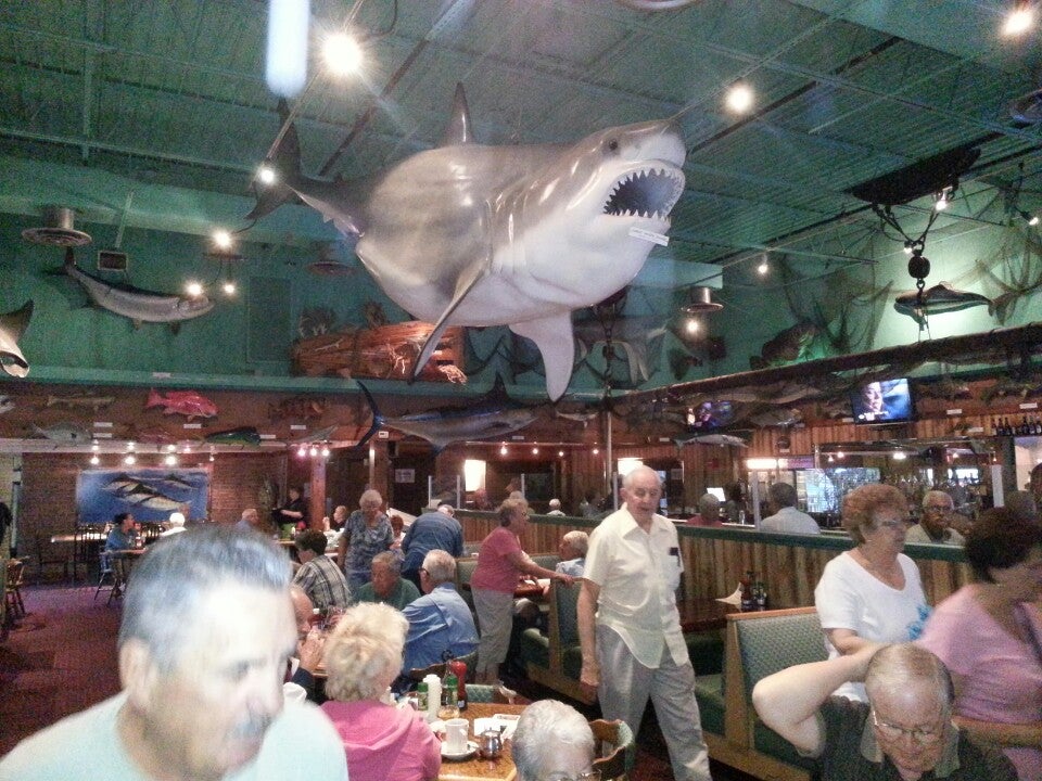 Florida Cape Coral Capt'n Fishbones Seafood Grill photo 5