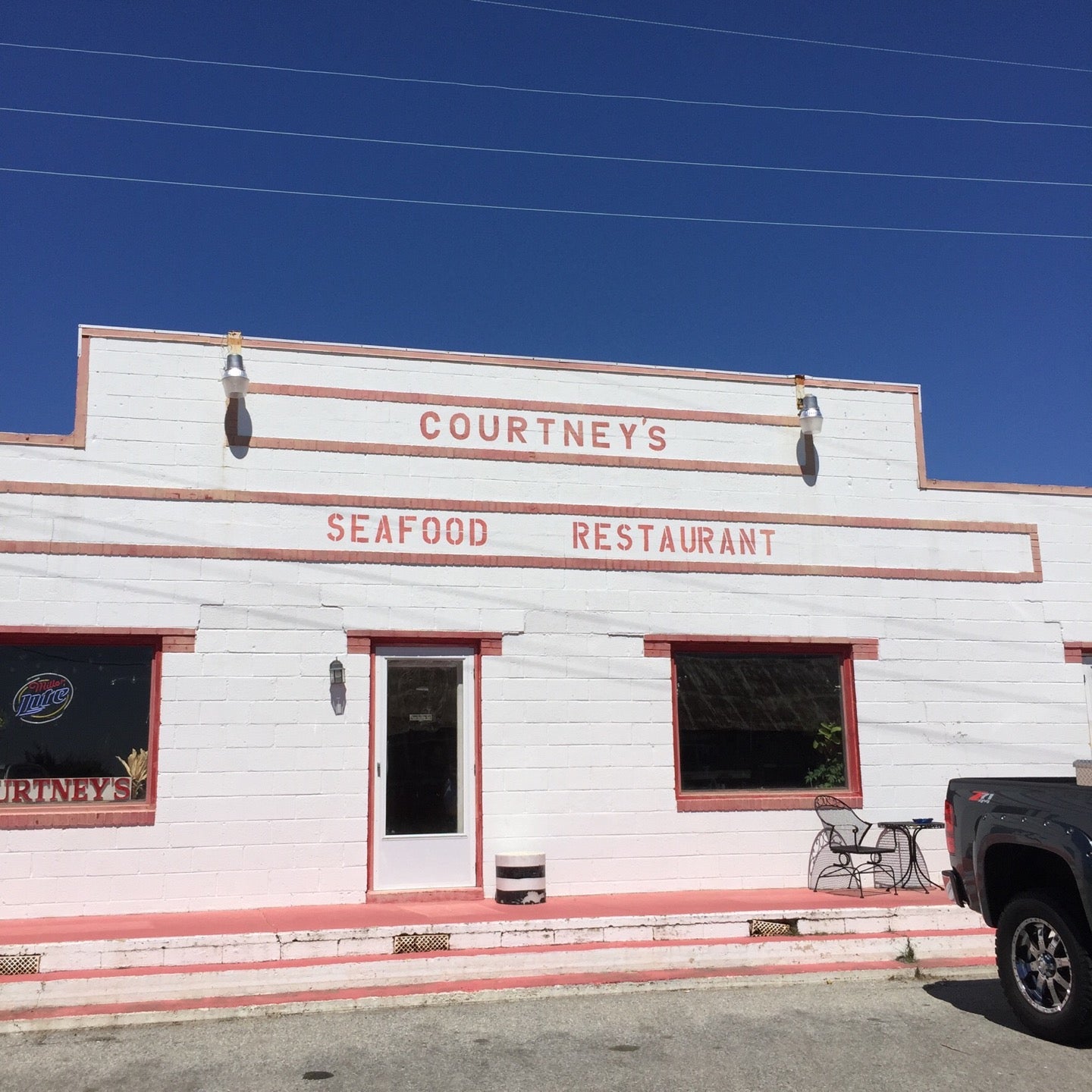 Maryland Lexington Park Courtney's Restaurant-Seafood photo 5