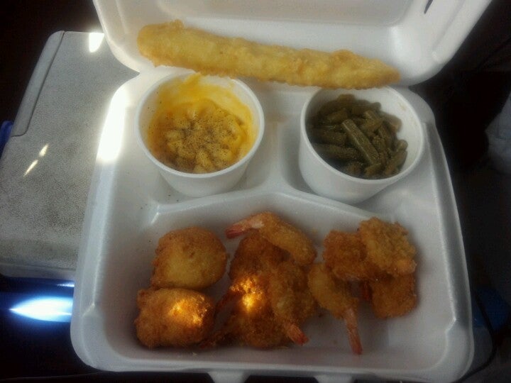 Alabama Trussville Captain D's Seafood Kitchen photo 5