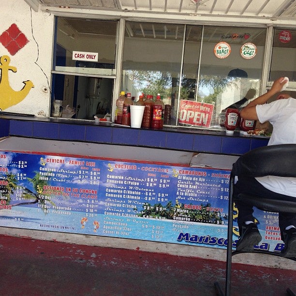 California Pasadena Mariscos La Bucana photo 7