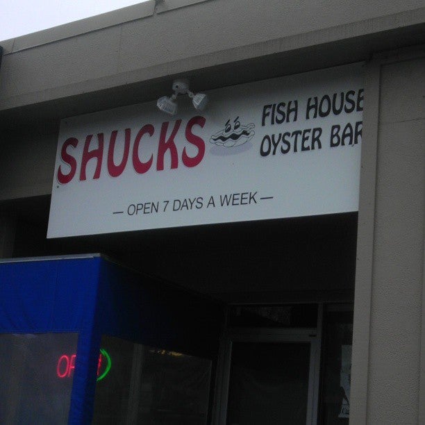 Iowa Council Bluffs Shucks Pacific Fish House and Oyster Bar photo 7