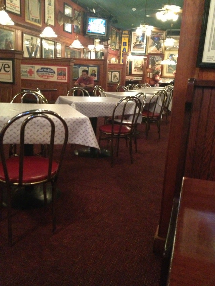 Maryland Temple Hills Kilroy's Restaurant photo 7