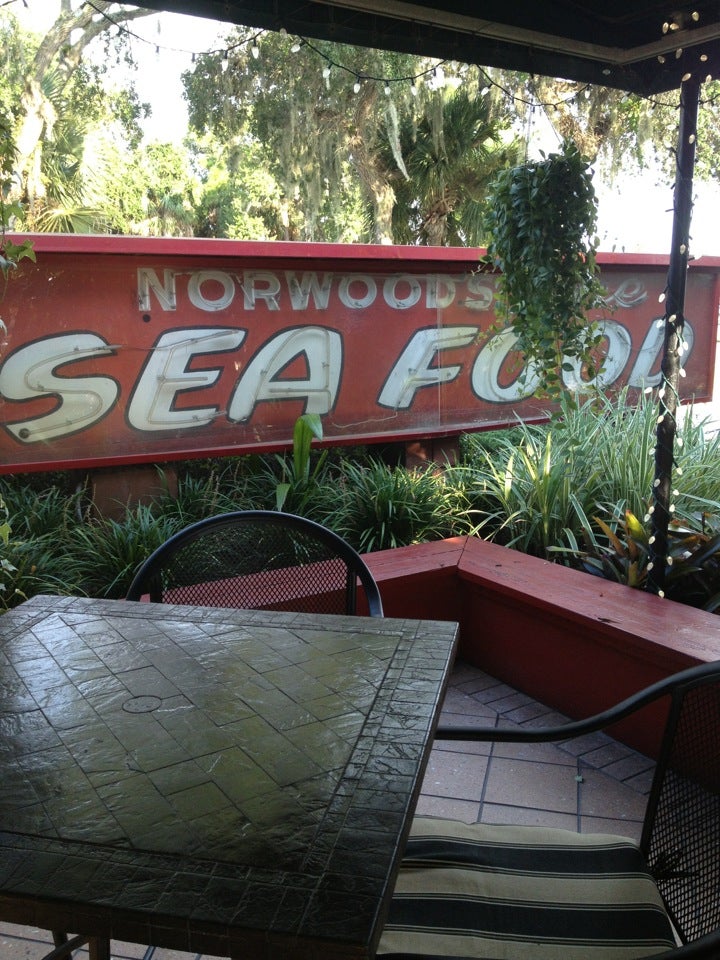 Florida Daytona Beach Norwood's Restaurant & Treehouse Bar photo 5
