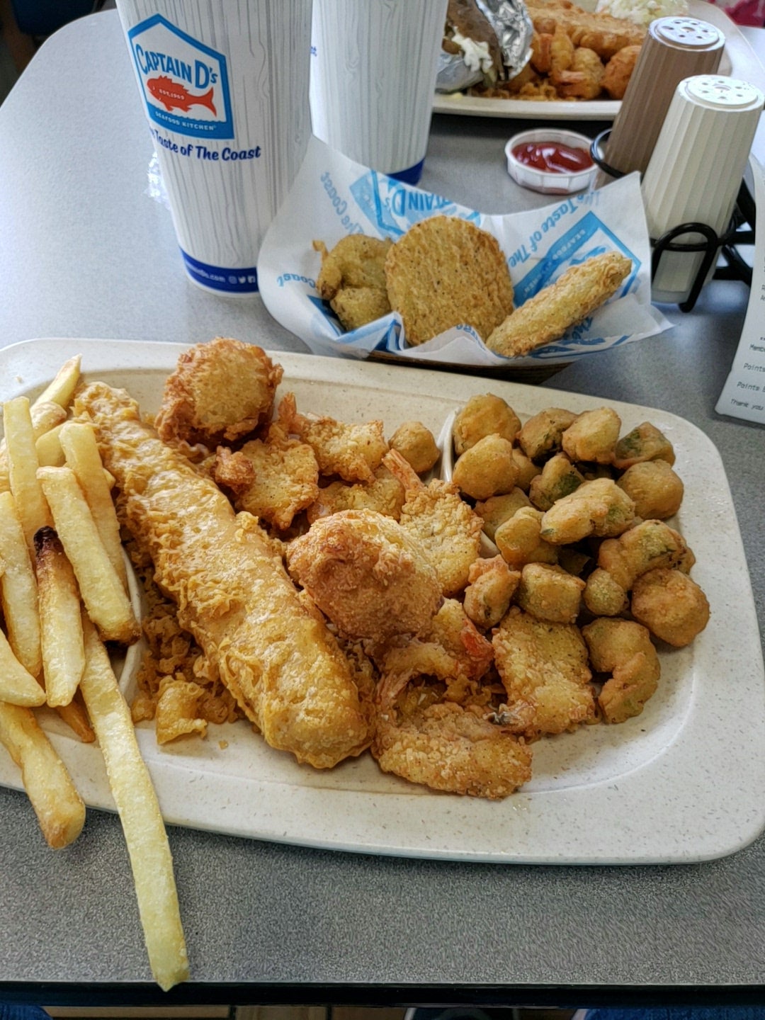 Illinois Alton Captain D's Seafood Kitchen photo 7