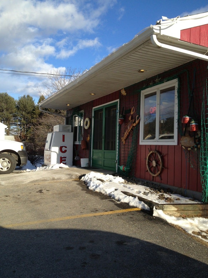 Maine Lewiston Mac's Downeast Seafood photo 3