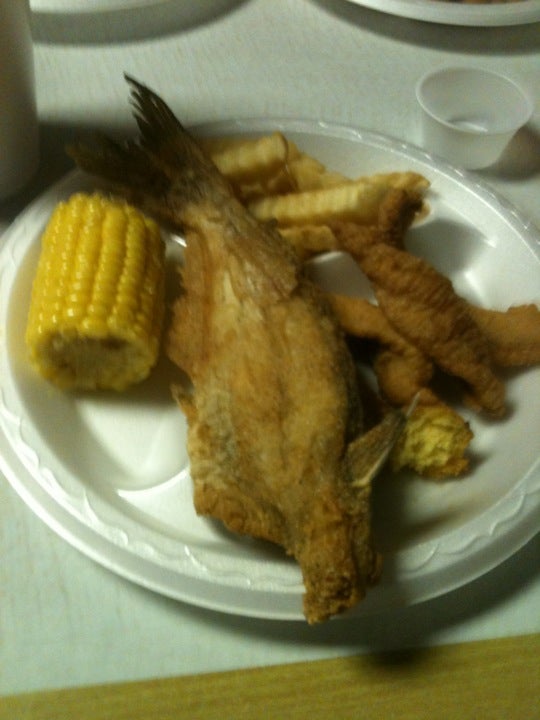 Mississippi Olive Branch Wray's Fins & Feathers Restaurant photo 3