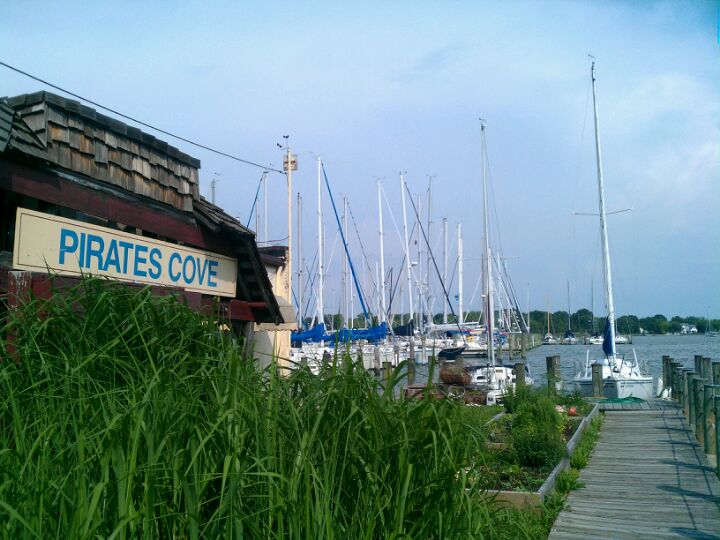 Maryland Annapolis Pirates Cove Restaurant photo 3