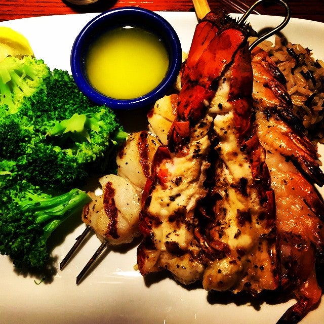 California Roseville Red Lobster photo 3