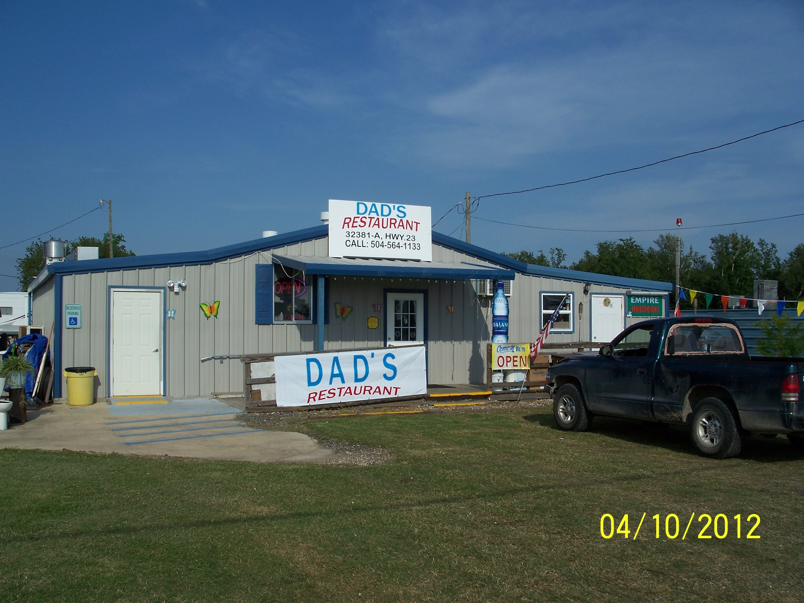 Louisiana Marrero Dad's Bar & Grill photo 7