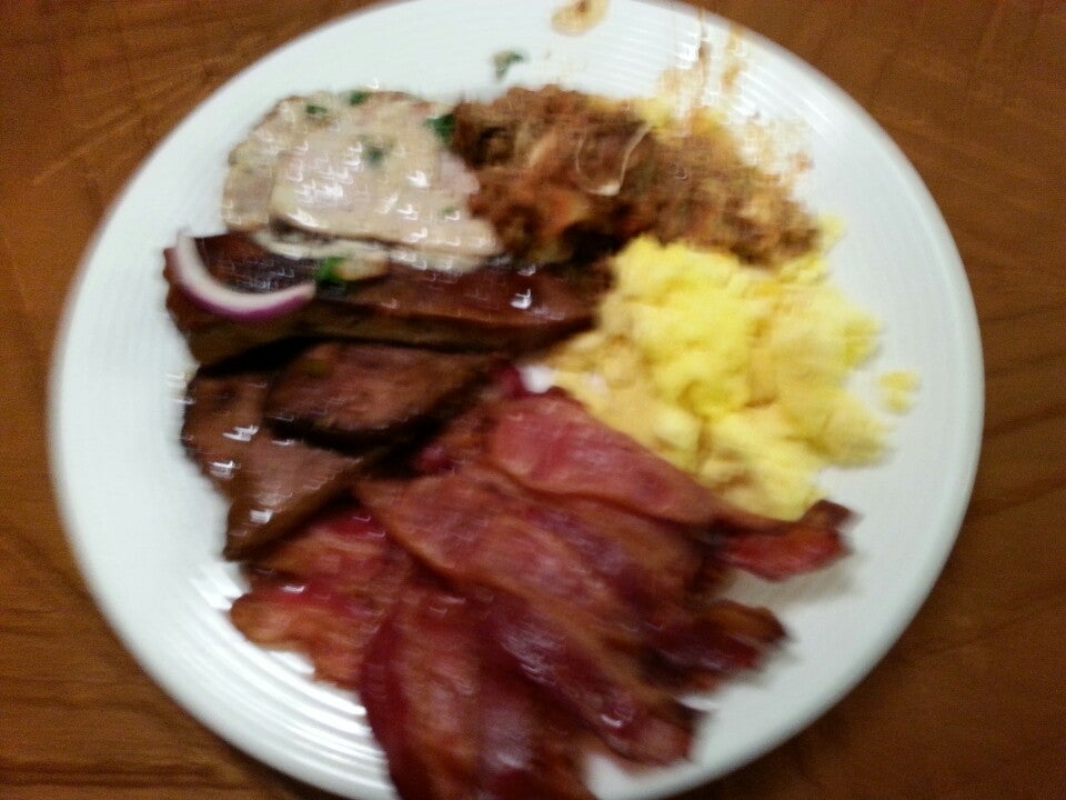 Iowa Des Moines Triple Crown Buffet photo 5