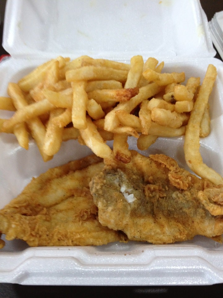 New Jersey Elizabeth Ma's Fish & Chips Plus photo 3