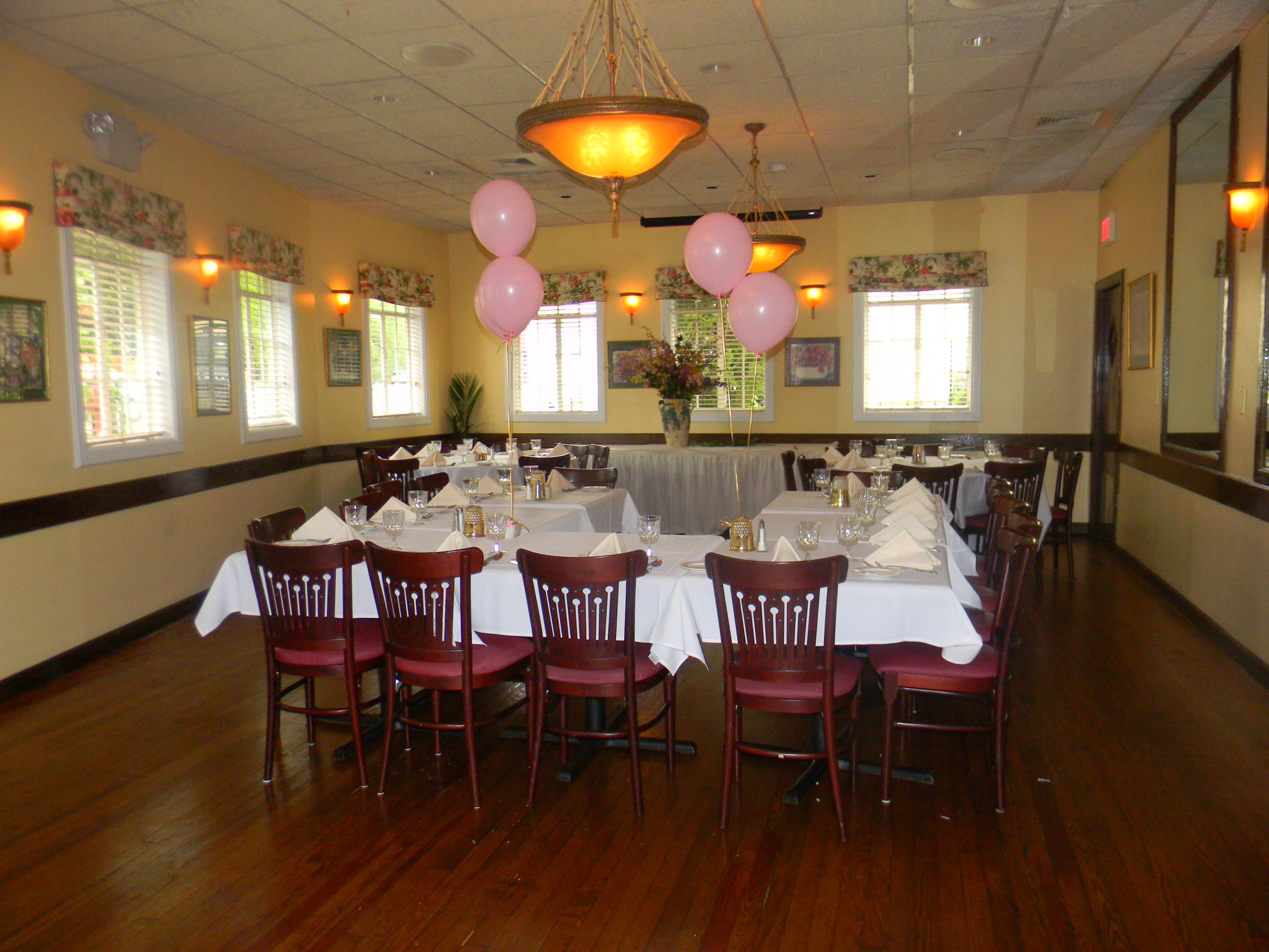 New Jersey Edison Garden Restaurant photo 5