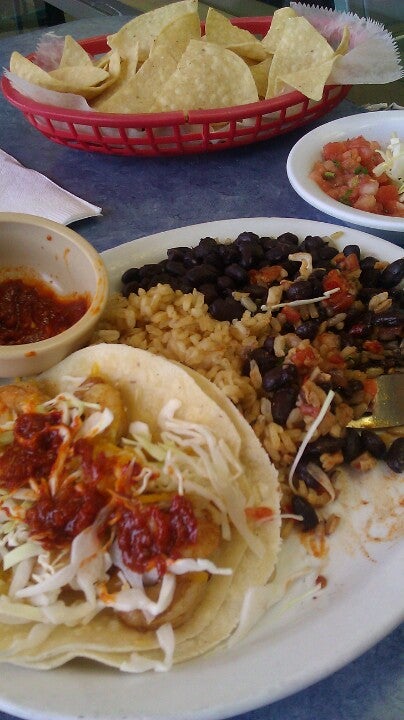 California San Fernando Wahoo's Fish Tacos photo 7