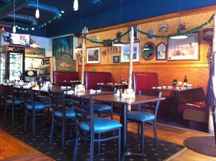 Michigan Grand Blanc O'Malley's Galley Restaurant photo 5