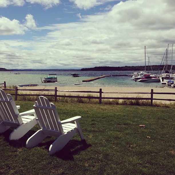 Michigan Traverse City Boathouse Restaurant photo 5