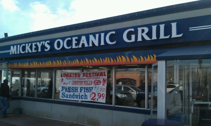 Connecticut Hartford Mickey's Oceanic Grill photo 5