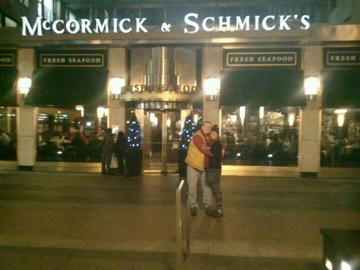 Illinois Cicero McCormick & Schmick's Seafood & Steaks photo 7