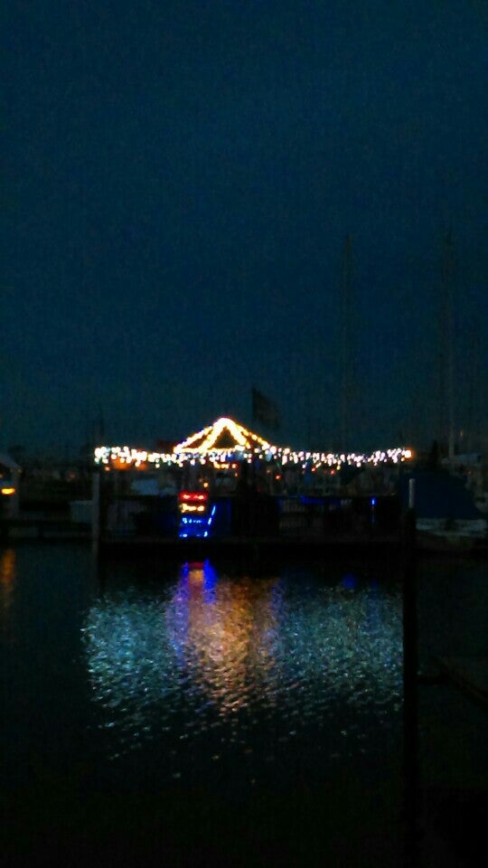 Michigan Warren Brownie's on the Lake photo 5