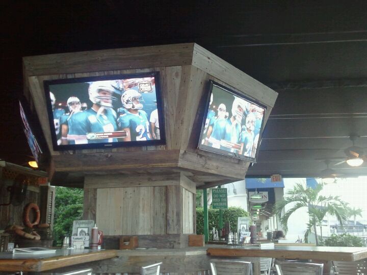 Florida Hollywood Flanigan's Seafood Bar and Grill photo 7