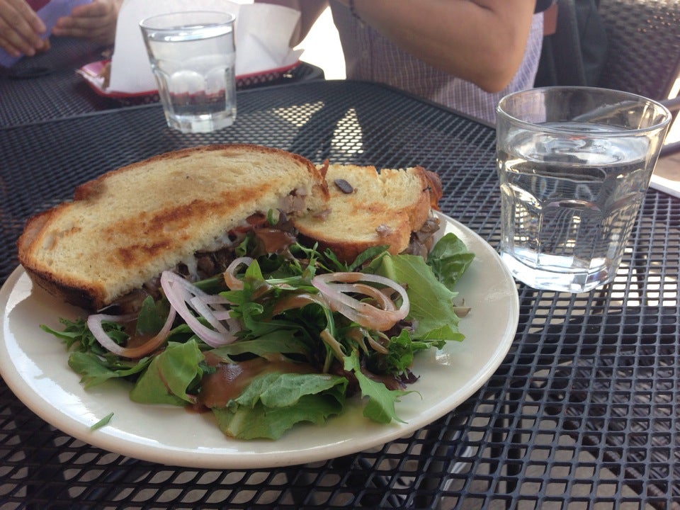 Illinois Champaign Bread Co On Goodwin photo 7