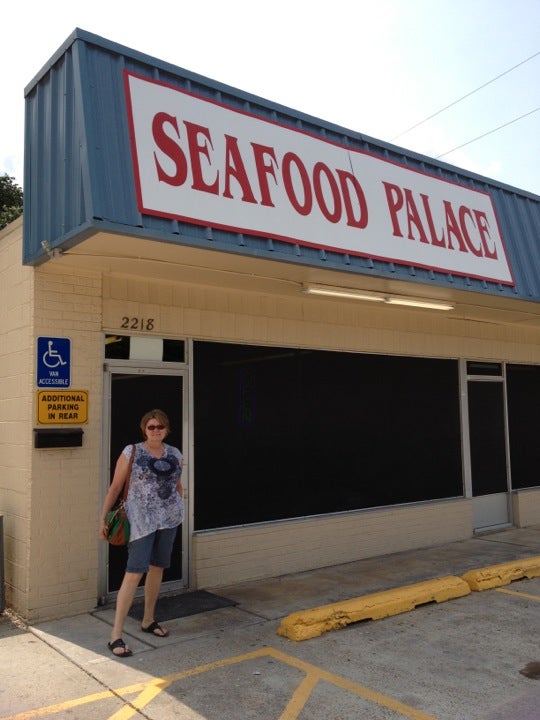 Louisiana Sulphur Seafood Palace photo 3