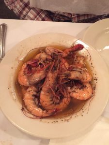 Louisiana New Orleans Pascal's Manale Restaurant photo 7