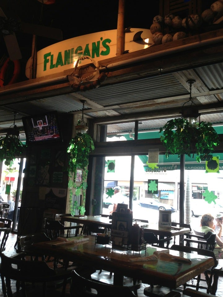 Florida Hollywood Flanigan's Seafood Bar & Grill photo 7