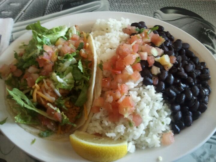 California Corona Wahoo's Fish Tacos photo 5