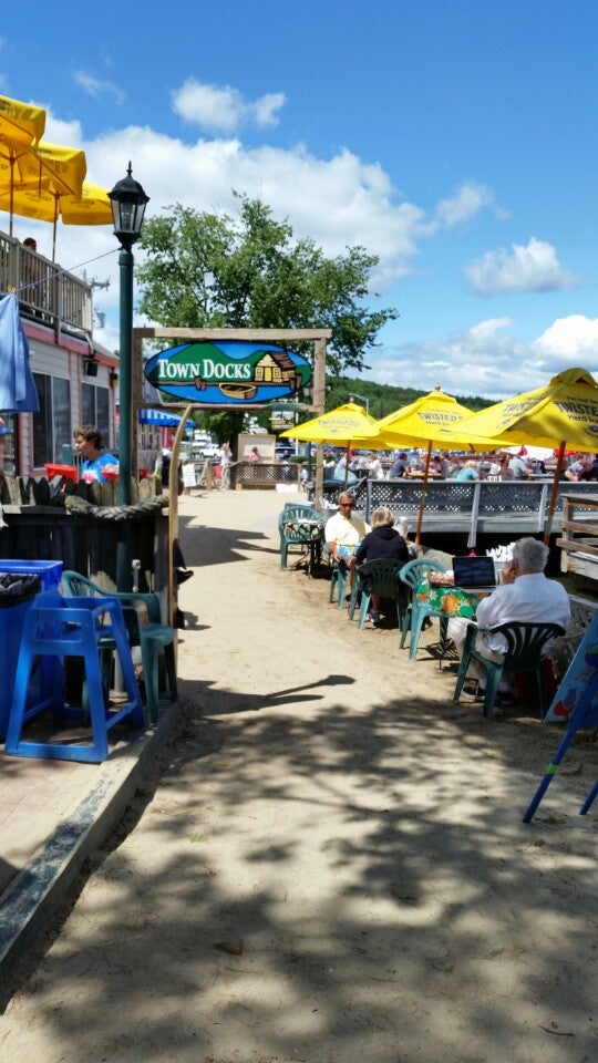 New Hampshire Meredith Town Docks Restaurant photo 7