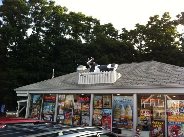 Massachusetts Taunton Frates Drive-In photo 7