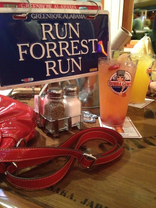 Minnesota Burnsville Bubba Gump Shrimp Co. photo 3