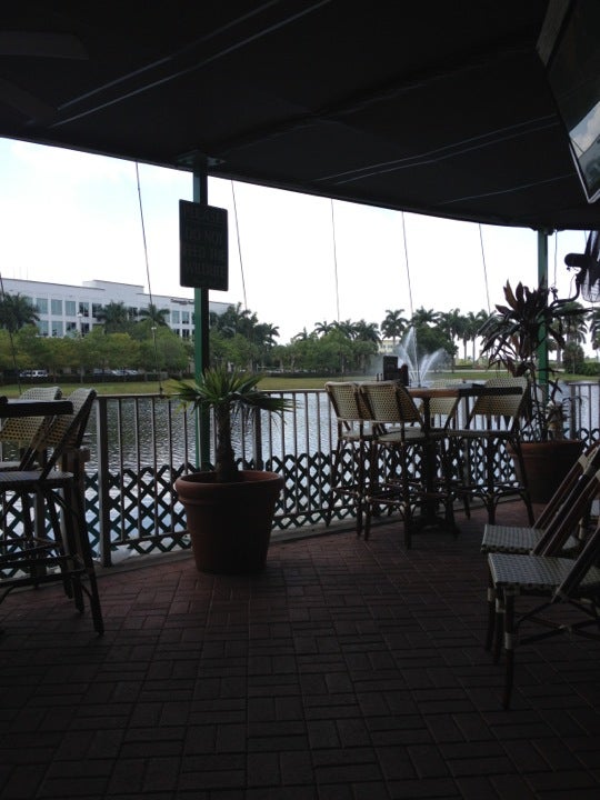 Florida Hollywood Flanigan's Seafood Bar and Grill photo 3