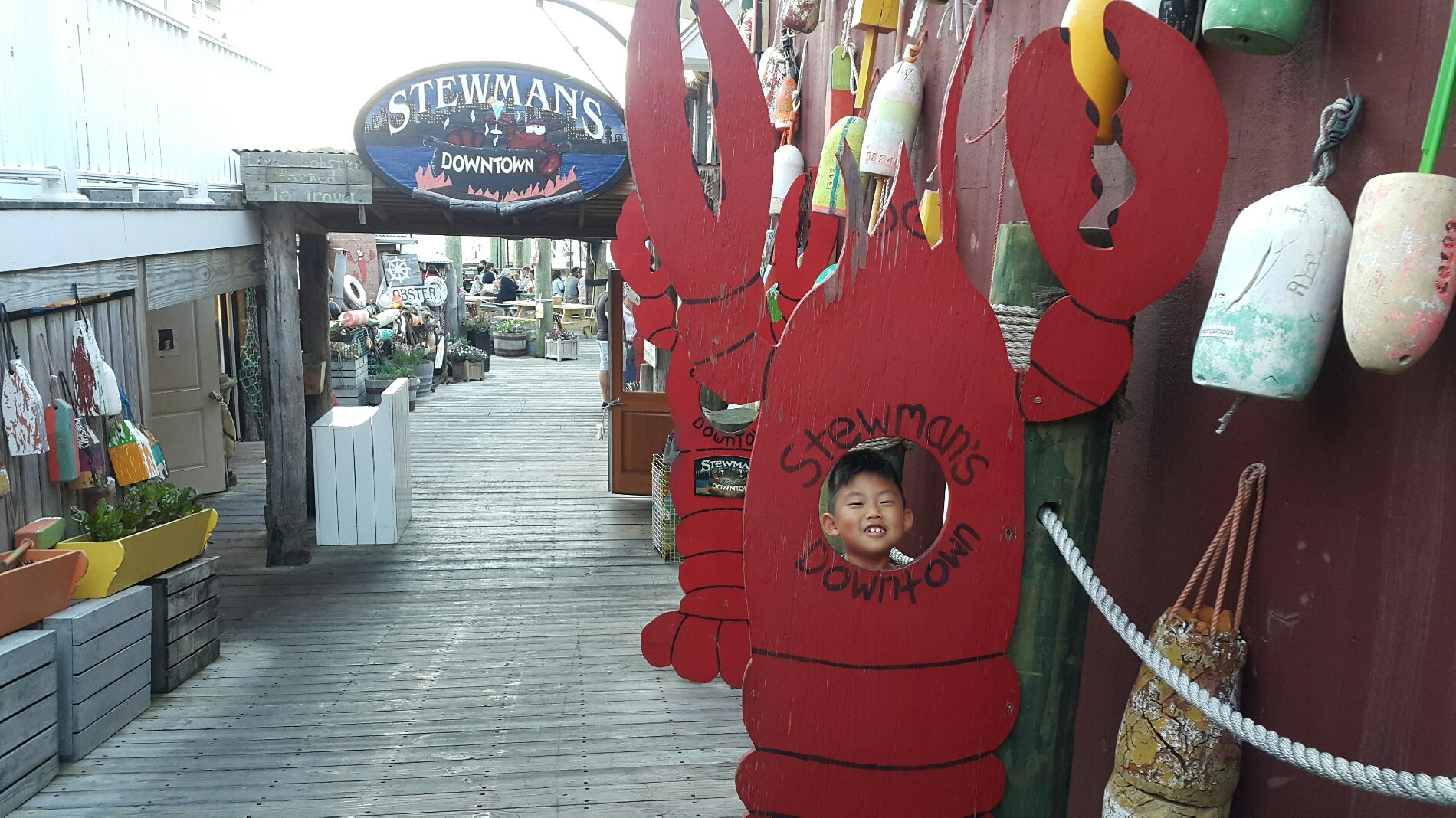 Maine Ellsworth Stewman's Lobster Pound photo 3