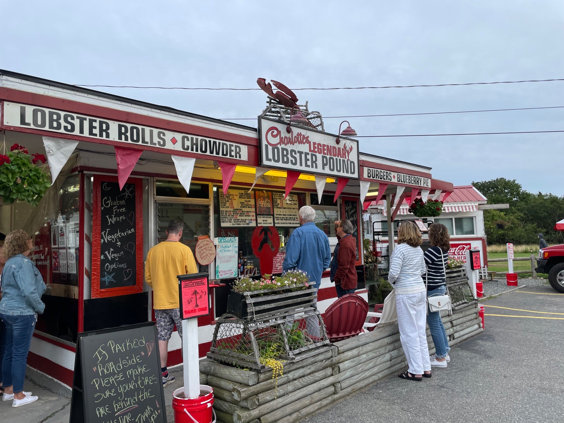 Maine Bar Harbor Charlotte's Legendary Lobster Pound photo 3