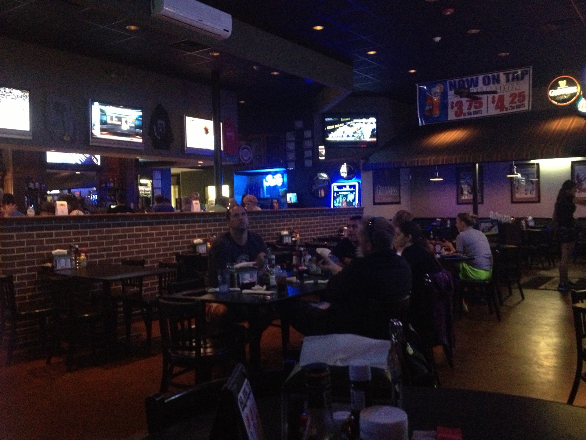 Illinois Springfield Corner Pub & Grill photo 7