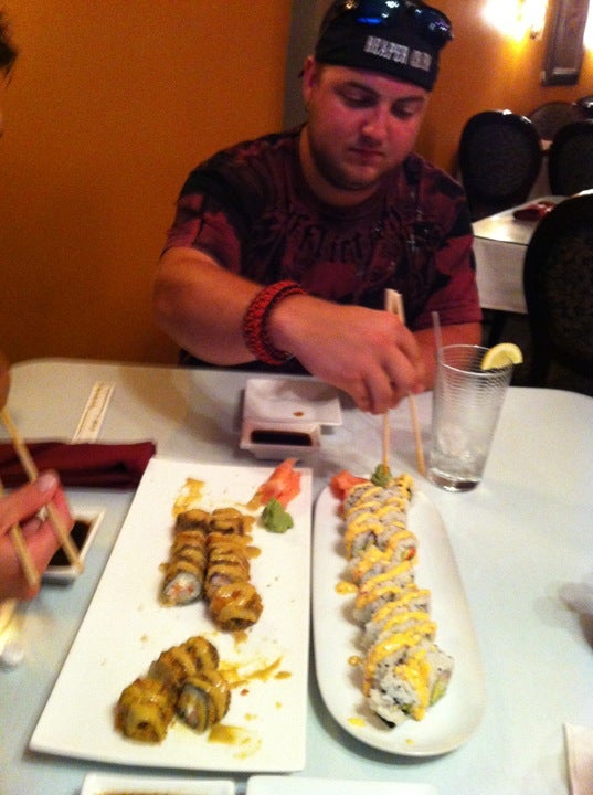 Michigan Taylor Sushi Bar Japanese Cuisine photo 3