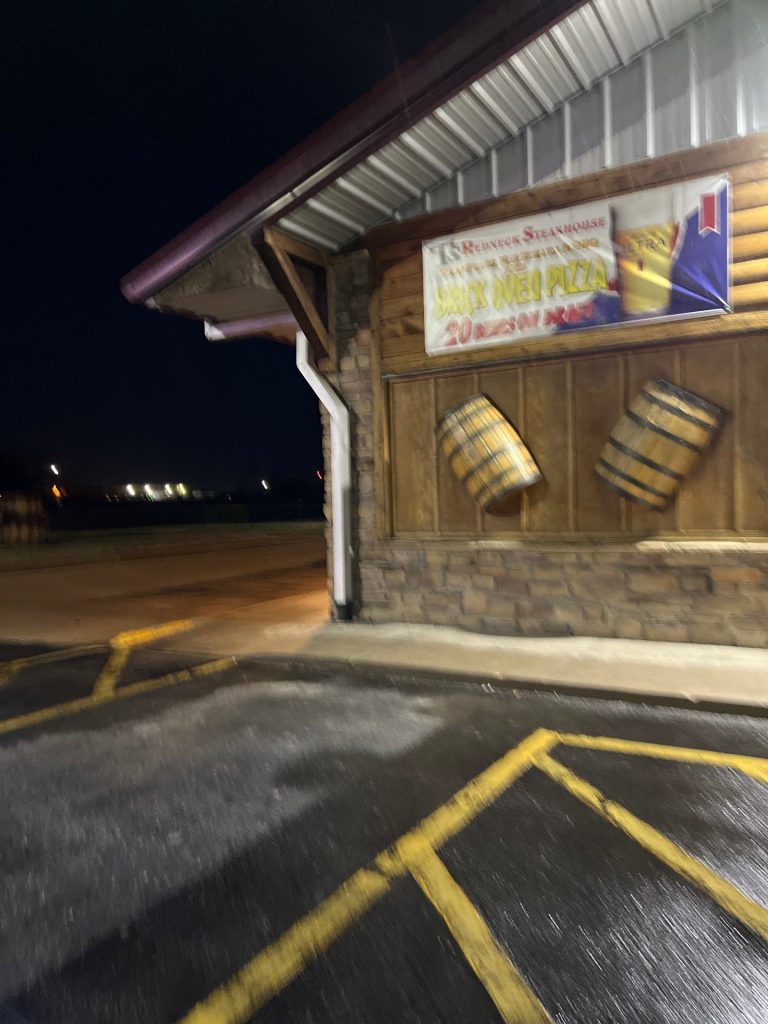 Missouri Lebanon T's Redneck Steakhouse photo 3