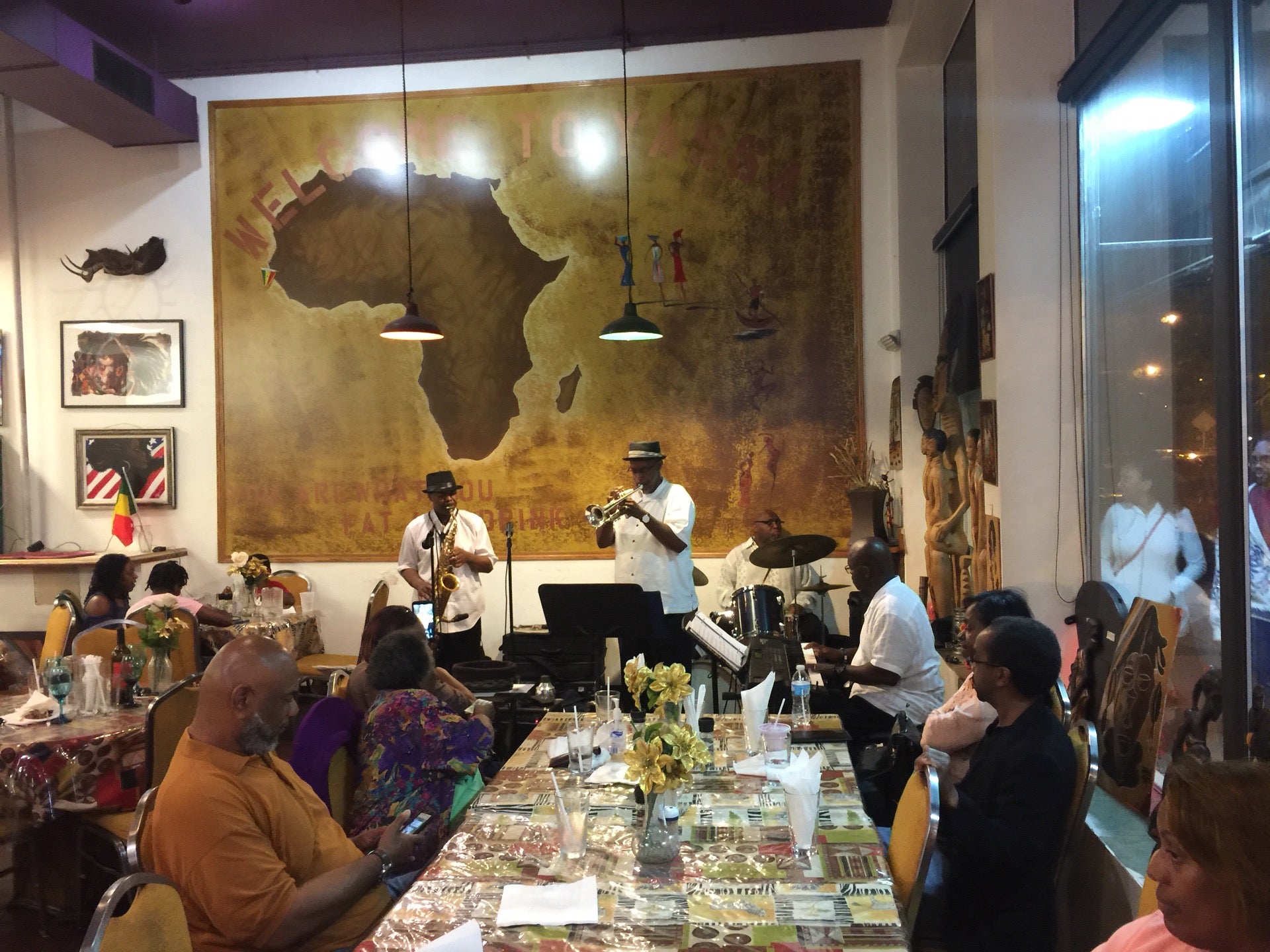 Illinois Chicago Yassa African Restaurant photo 5