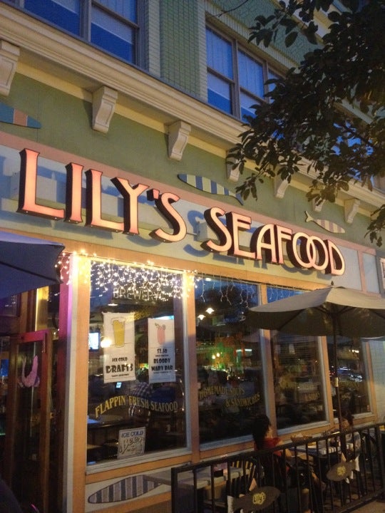 Michigan Southfield Lily's Seafood photo 3