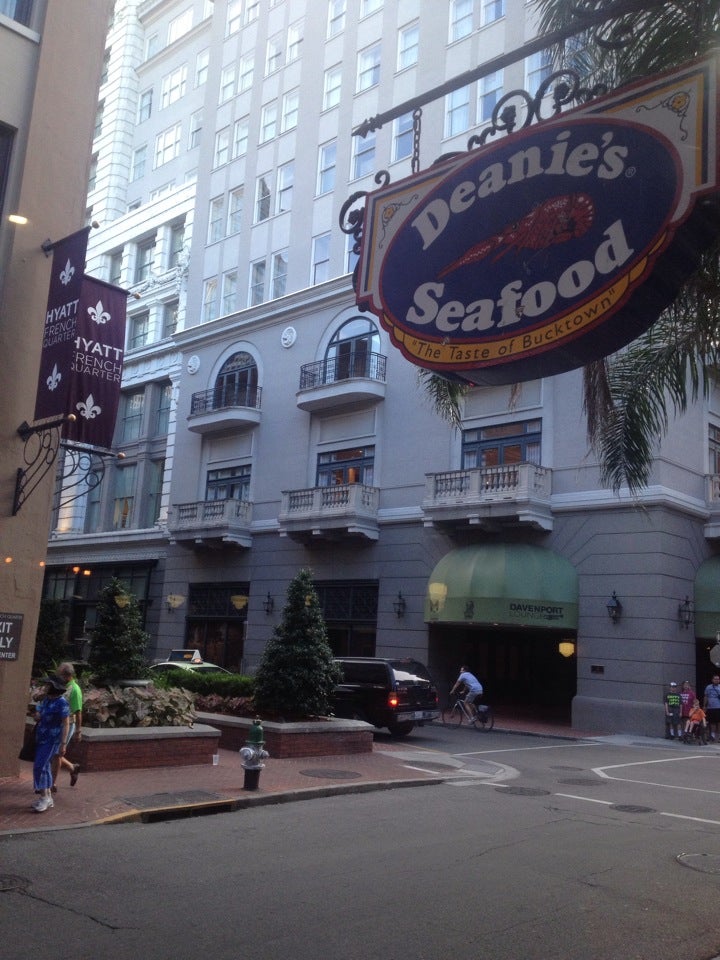 Louisiana New Orleans Deanie's Seafood Restaurant photo 3