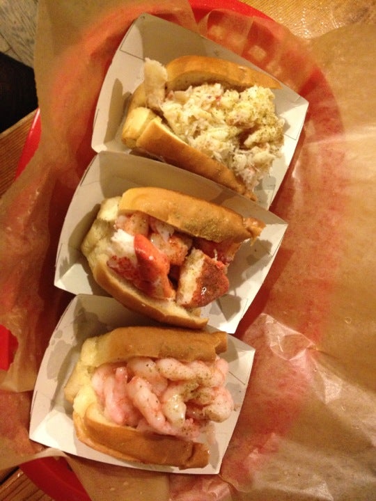 New Jersey Paterson Luke's Lobster photo 3