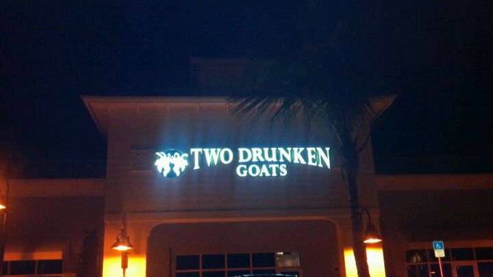 Florida West Palm Beach Two Drucken Goats photo 3